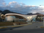 Ushuaias landmärke från sjösidan är inte oväntat ett ”riktigt casino”